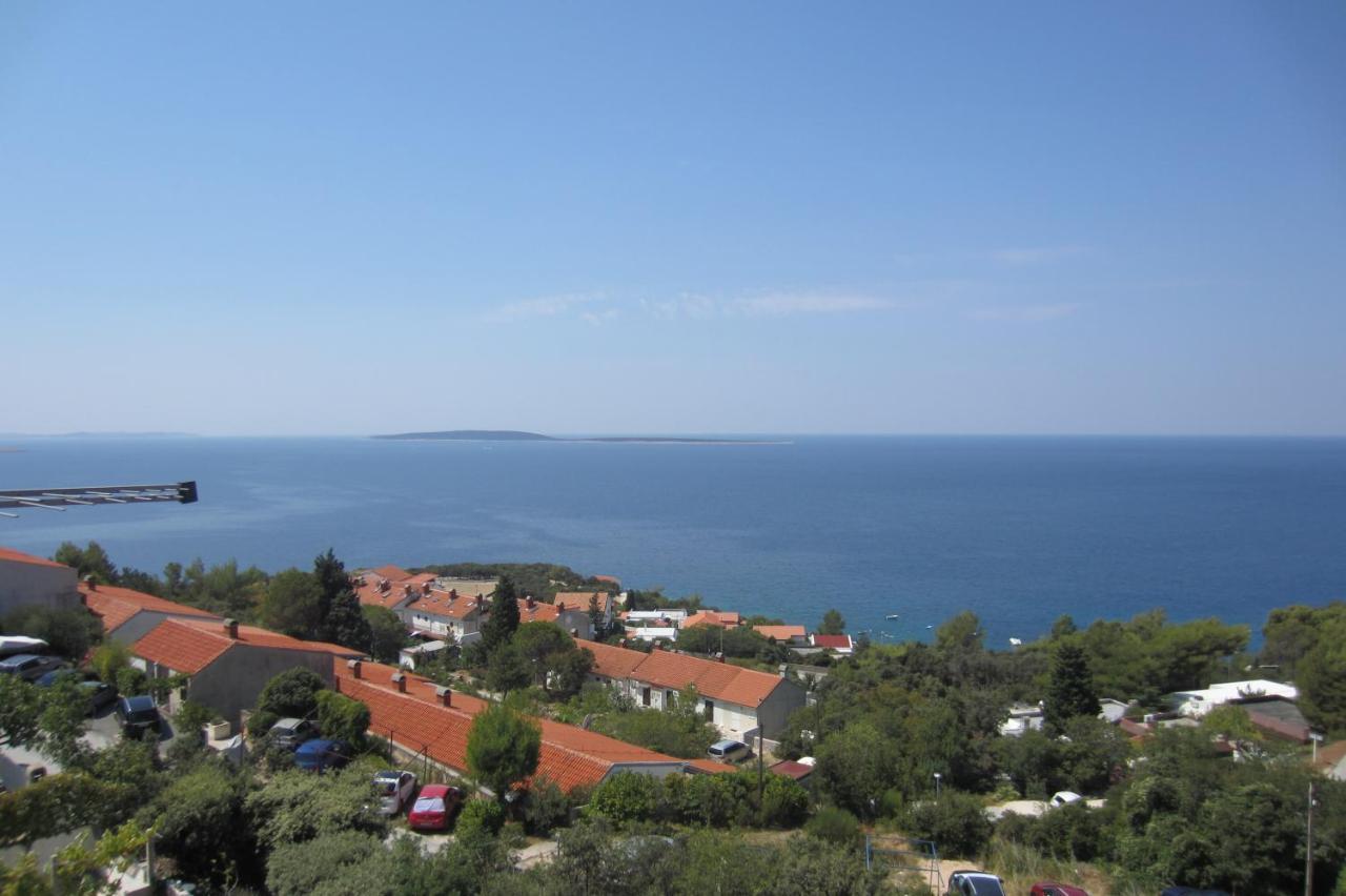 Apartman Valinor Miholascica Exterior foto