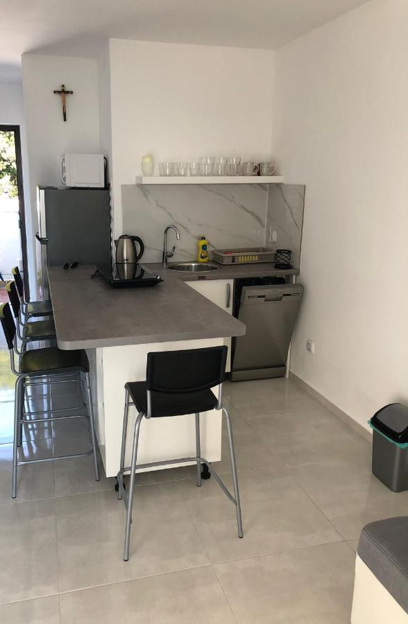 Apartman Valinor Miholascica Exterior foto