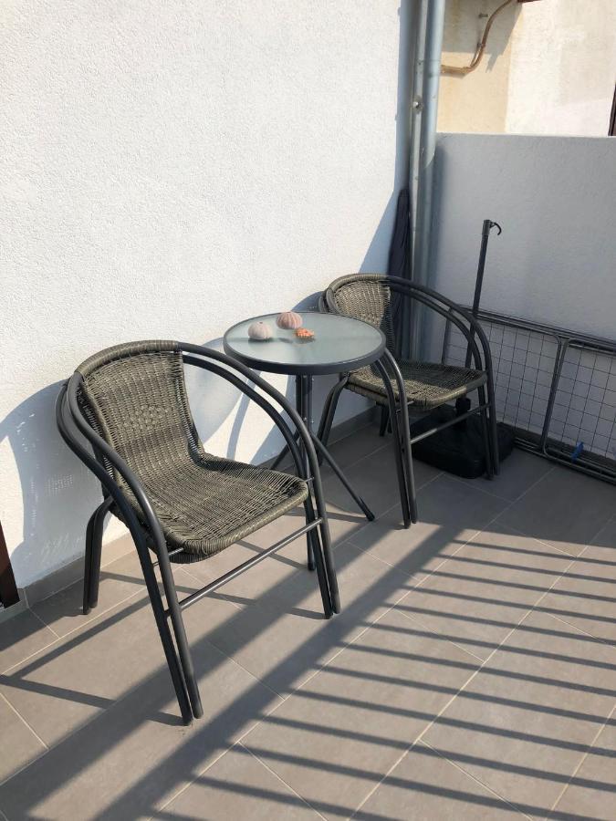 Apartman Valinor Miholascica Exterior foto