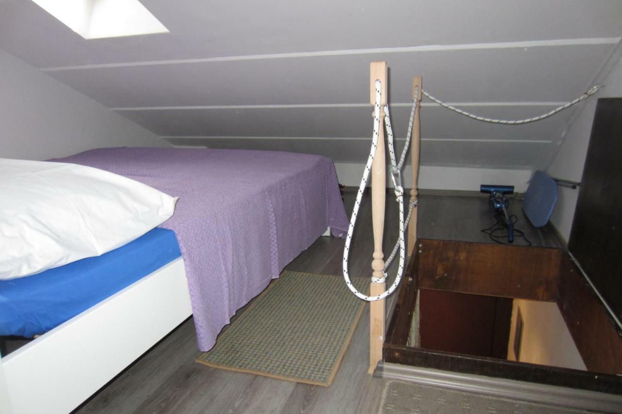 Apartman Valinor Miholascica Exterior foto